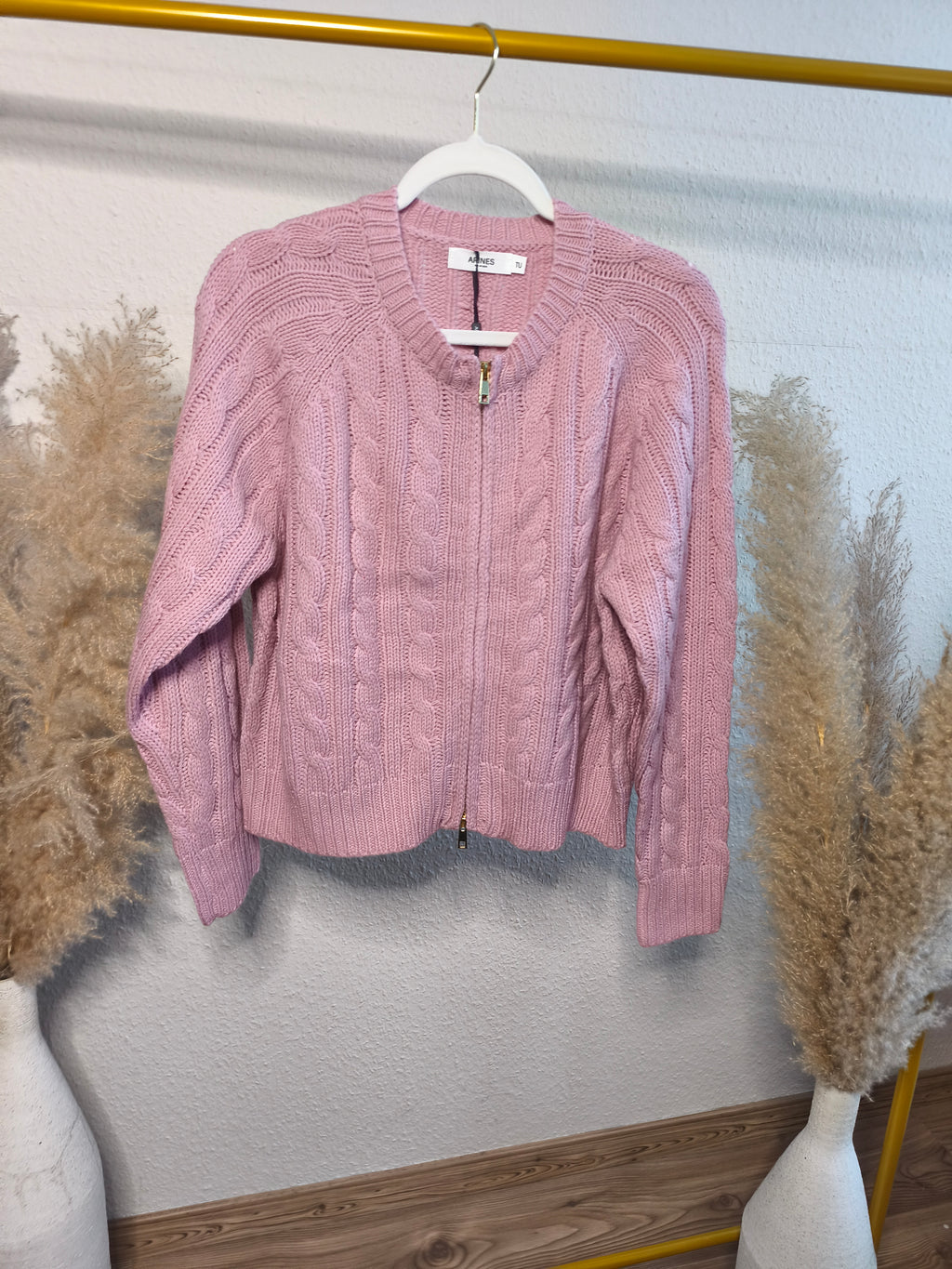 Strickjacke Aylin mit Zopfmuster