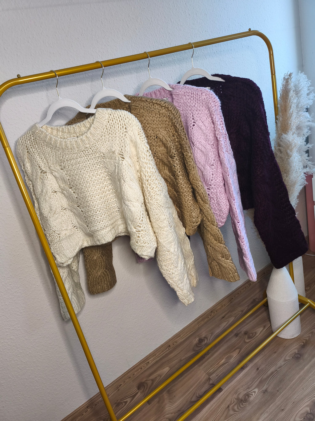Emilia Pullover mit Zopfmuster - versch. Farben